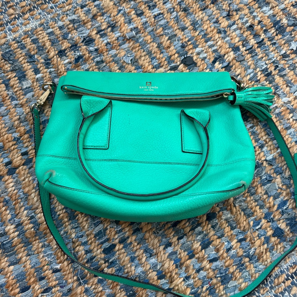 Kate Spade Green Shoulder Bag with Slouchy Shape and Versatile Strap